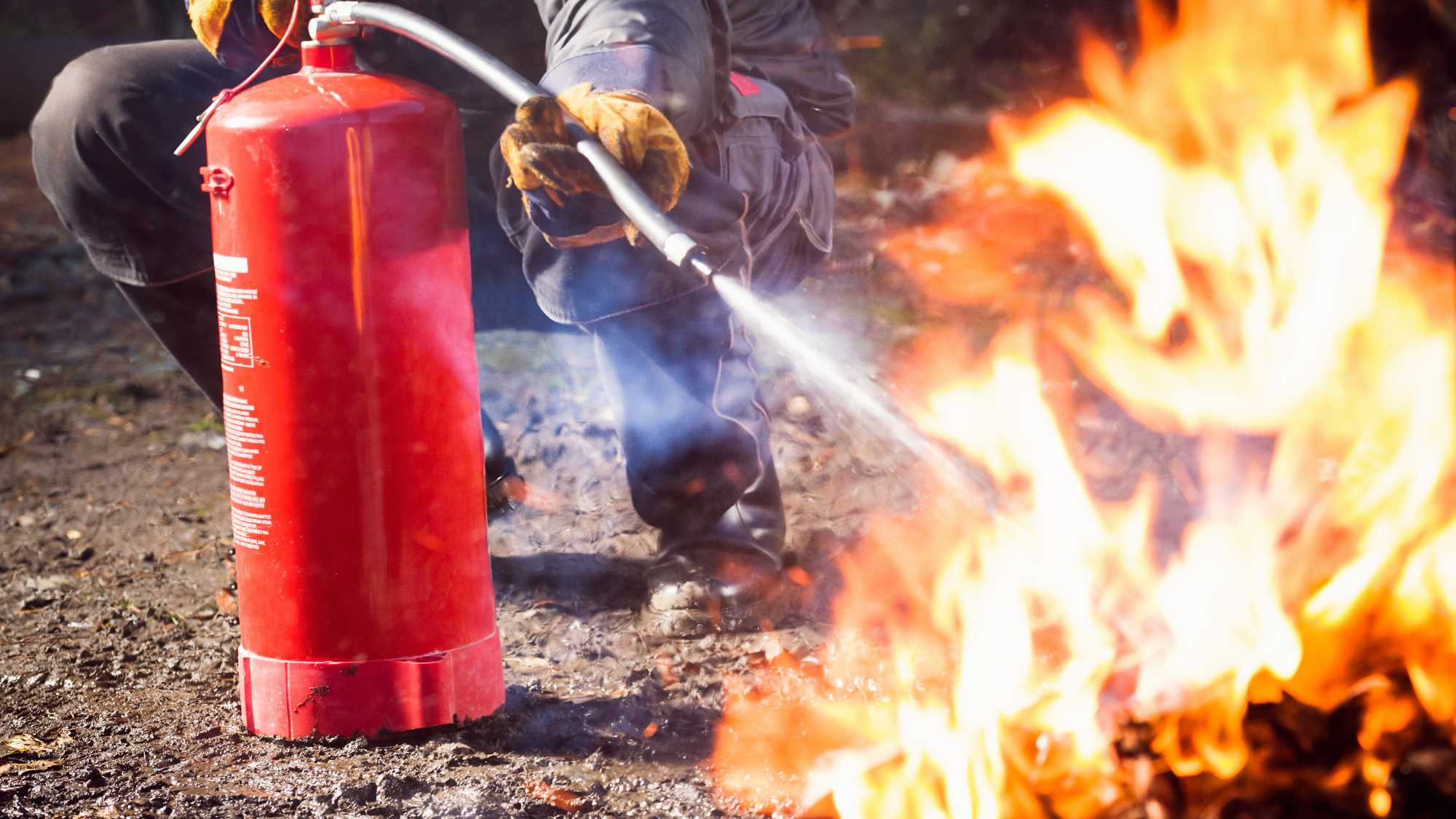 Formation manipulation extincteurs sécurité incendie Mulhouse - DM FORMATION